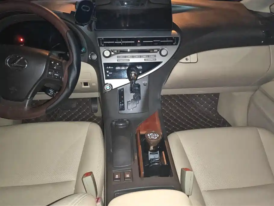 Lexus RX Classic 2009 Model 350 Luxury Edition фото 16