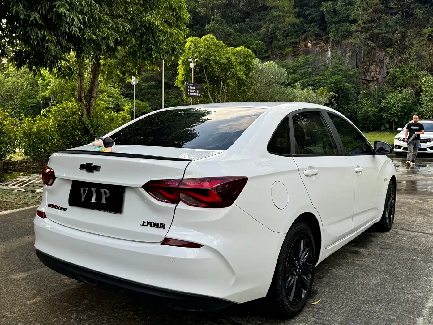 CHEVROLET CRUZE
