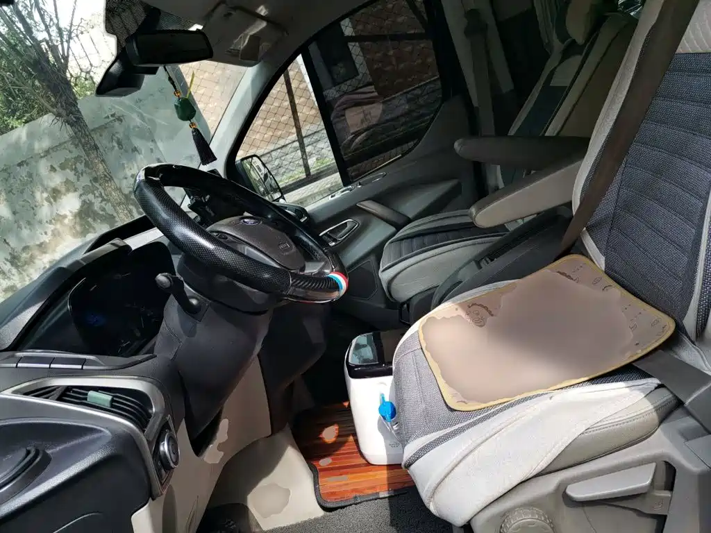 Ford Tourneo 2018 2017 2.0T Automatic Elite Edition