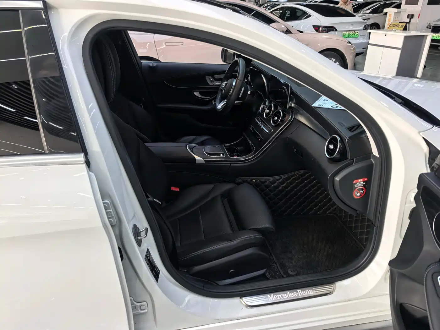 Mercedes-Benz C-Class 2020 Facelift C 260 L Sport фото 12
