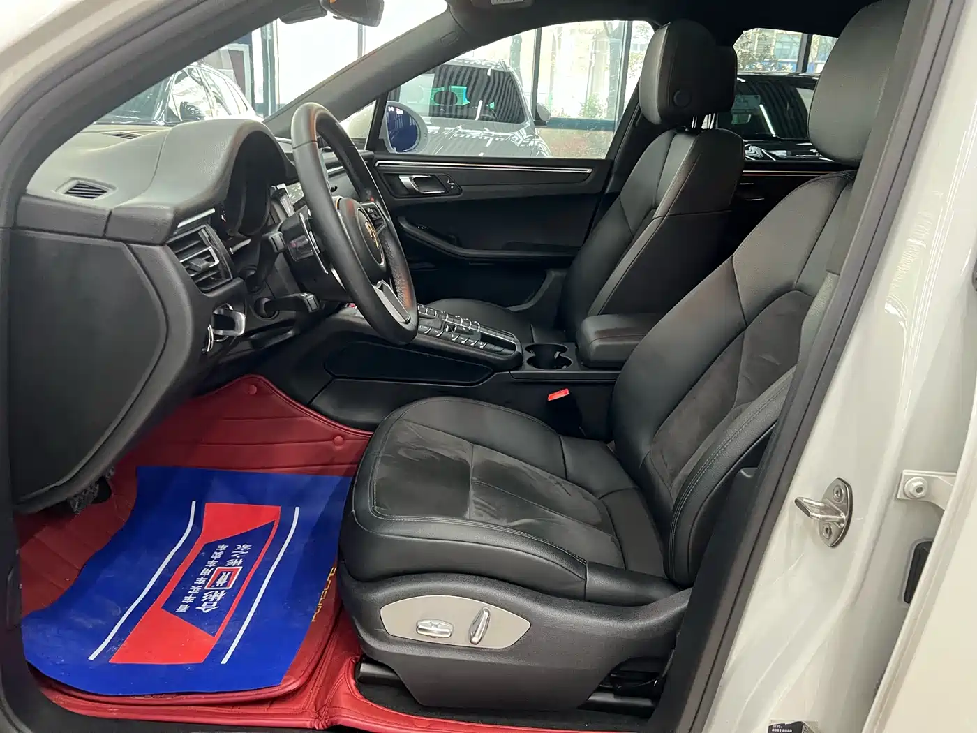 Porsche Macan 2020 Macan 2.0T фото 10