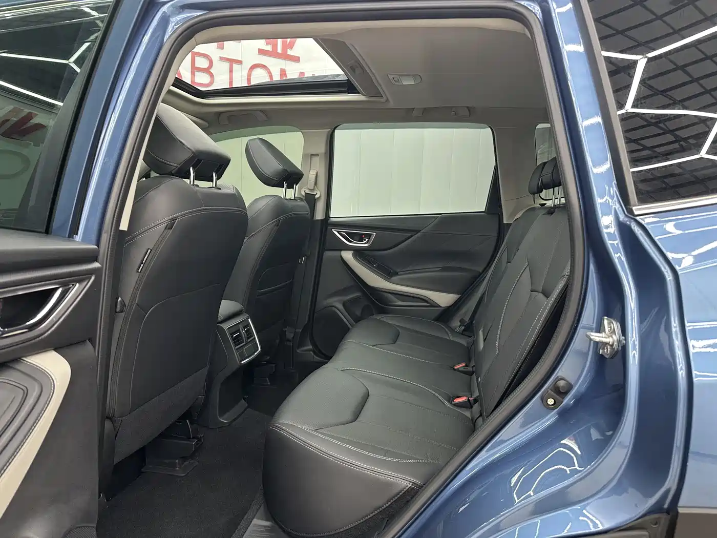 Subaru Forester 2022 2.0i AWD Luxury Edition with EyeSight фото 4