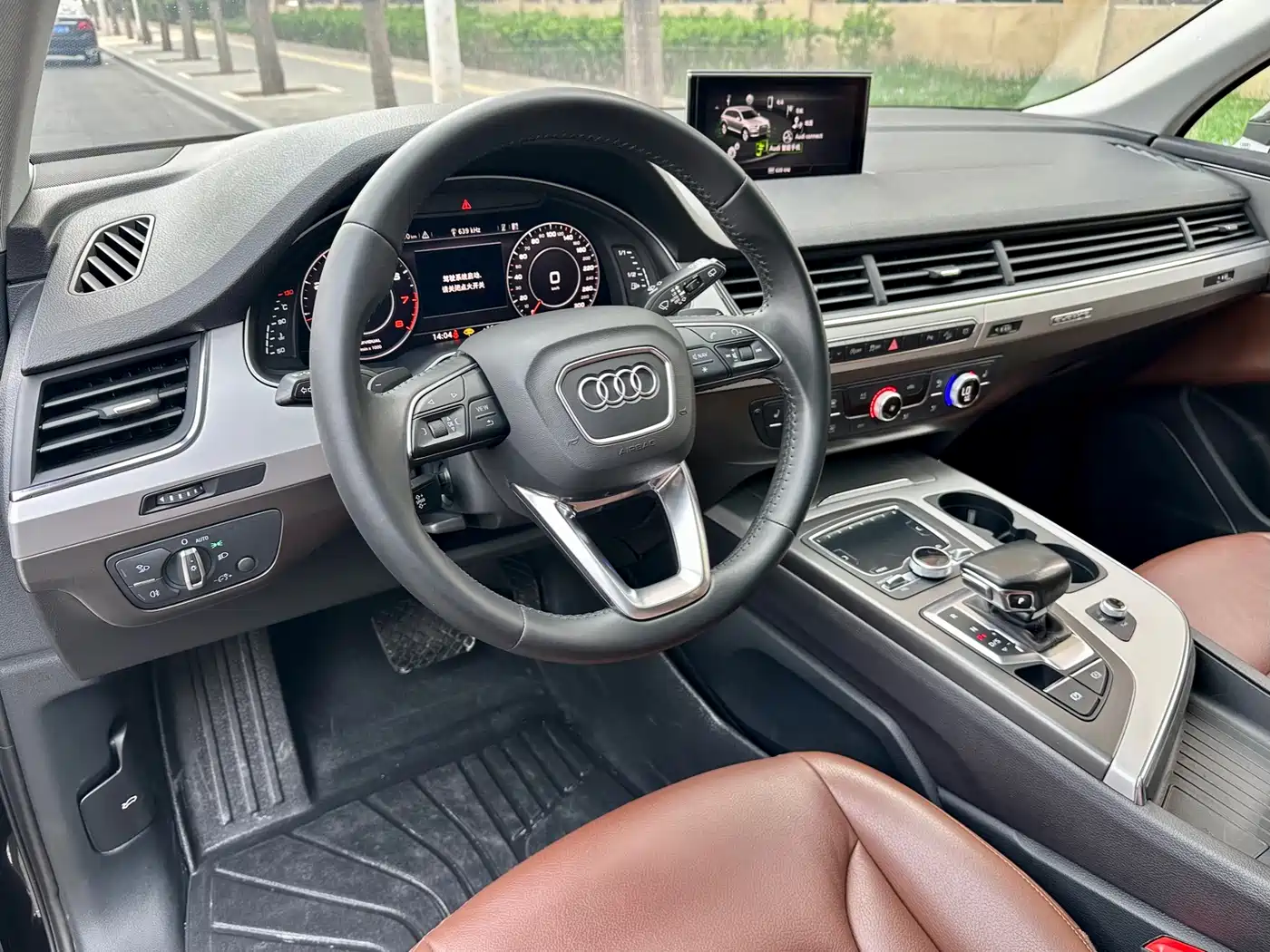 Audi Q7 2019 45 TFSI Comfort фото 11