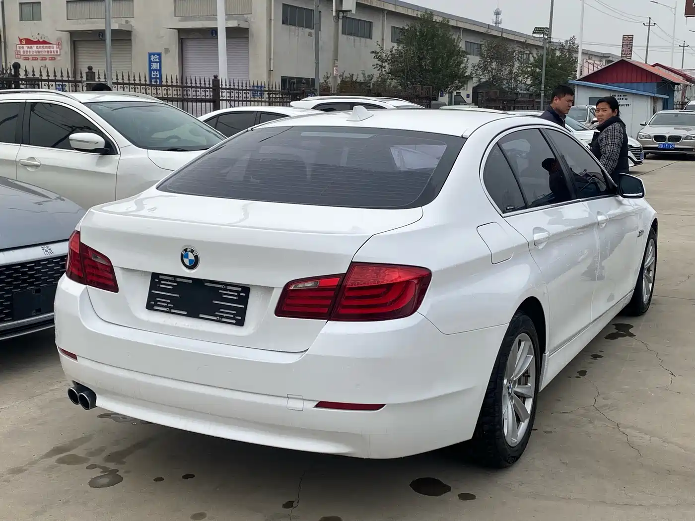 BMW 5 Series 2011 520Li Elegance фото 16