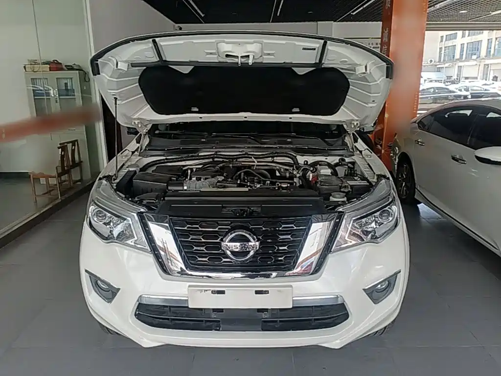 Nissan Terra 2018 2018 2.5L Automatic AWD Flagship