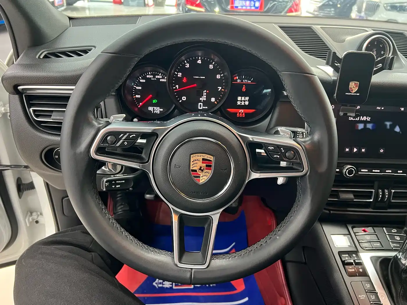 Porsche Macan 2020 Macan 2.0T фото 13