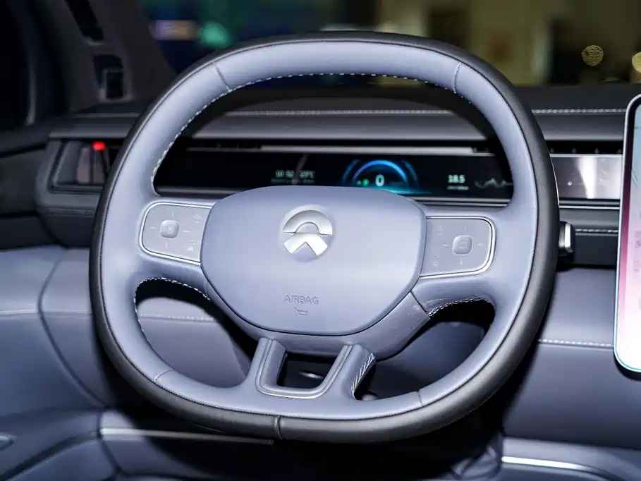 NIO ES8 2026 2025 Model 6-Seat Executive Luxury Edition