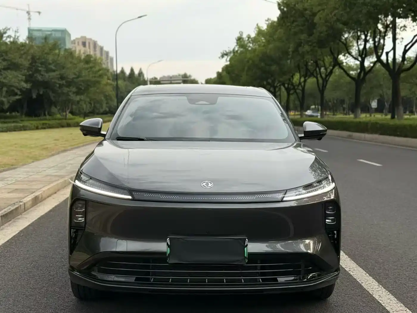 Dongfeng Aeolus L8 2025 2025 Plug-in Hybrid