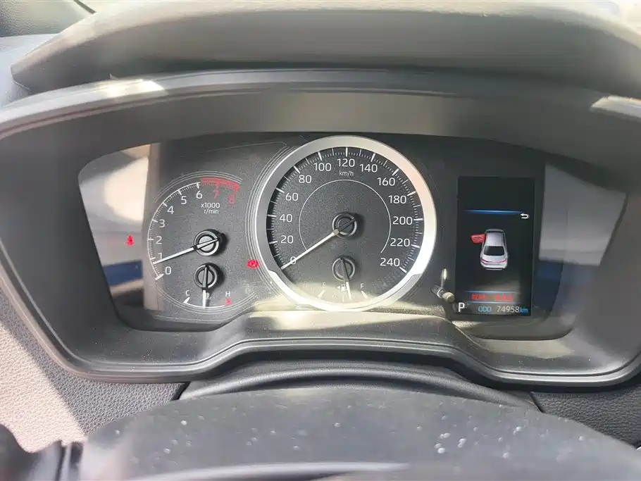 Toyota Levin 2021 185T CVT Sport Edition фото 14