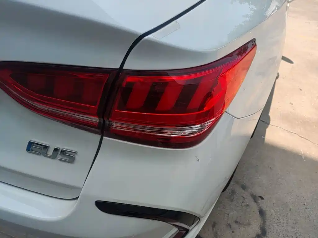 BAIC Beijing EU5 2026 2025 Hongtu Standard Edition