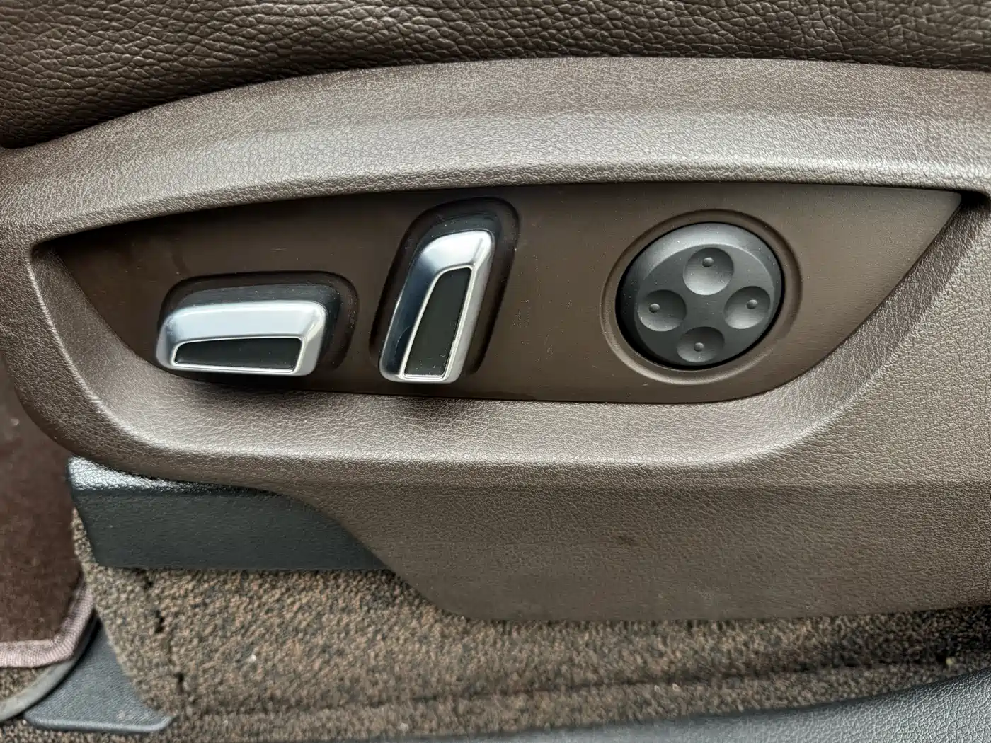 Audi Q7 2014 35 TFSI Off-road фото 8