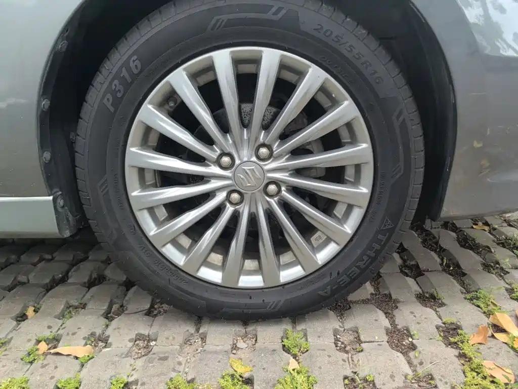 Suzuki Alivio 2015 2015 1.6L Automatic Joy Edition