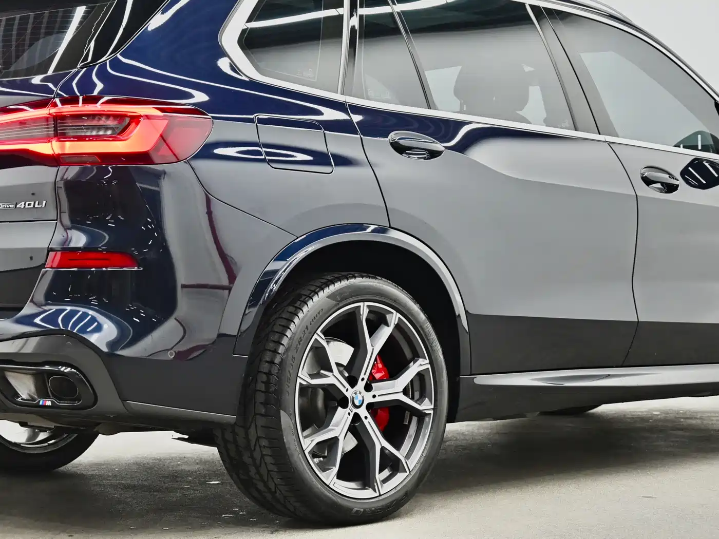 BMW X5 2022 Facelift xDrive 40Li M Sport Package фото 35