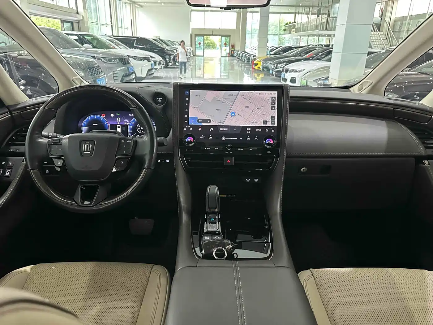 Toyota Vellfire 2024 Crown Hybrid 2.5L Executive Premium Edition фото 9