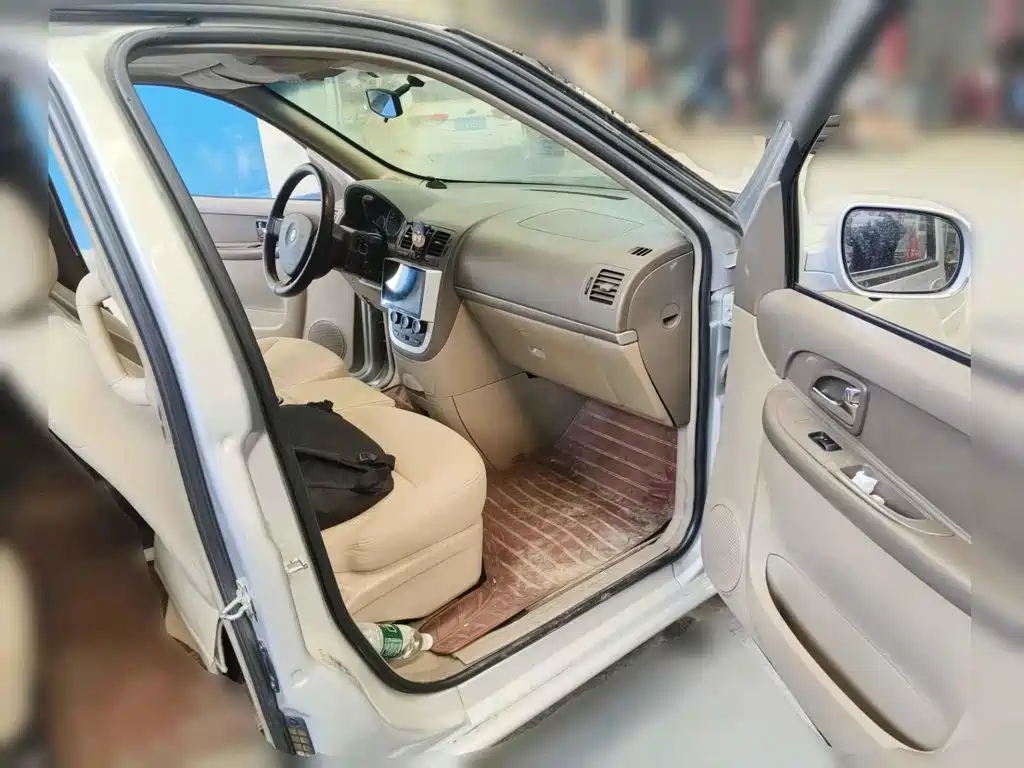 Фото 12 - Buick GL8