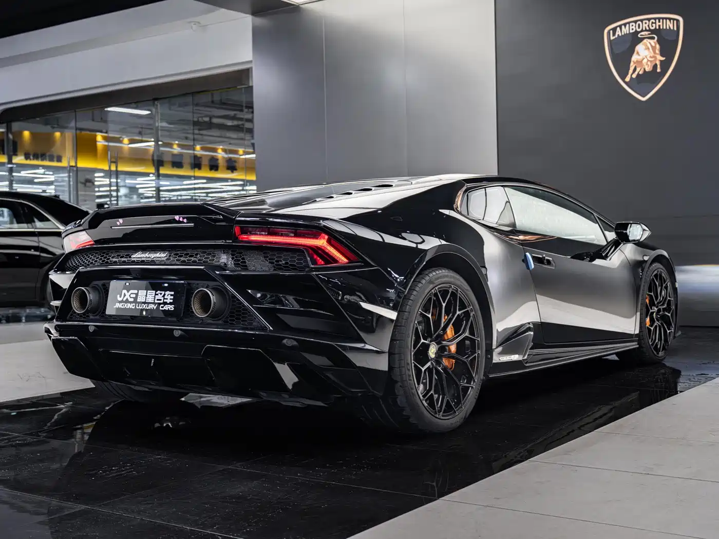 LAMBORGHINI HURACÁN