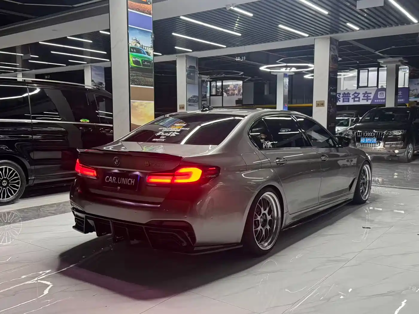 BMW 5 Series 2022 530Li Exclusive M Sport Package фото 4