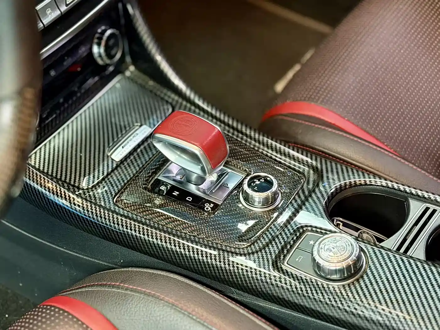Mercedes-Benz A-Class AMG (Import) 2018 AMG A 45 4MATIC Collector's Edition фото 9