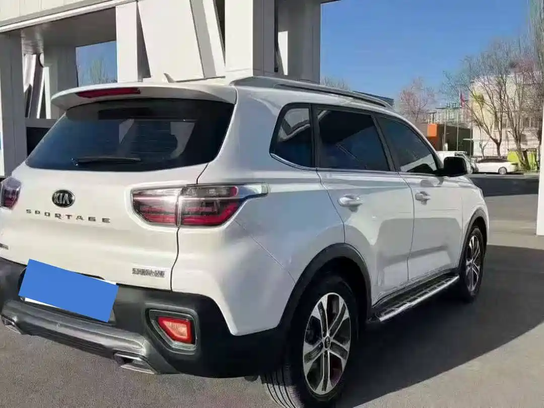 Kia Sportage 2019 2.0L Automatic Smart Luxury Edition фото 8