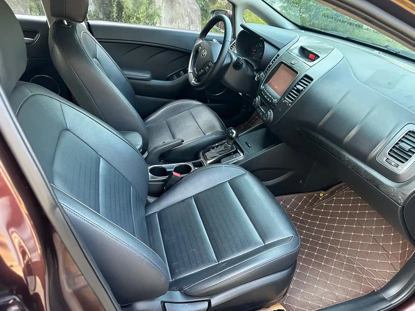 Kia K3 2017 1.6L Automatic 15th Anniversary Special GLS фото 8
