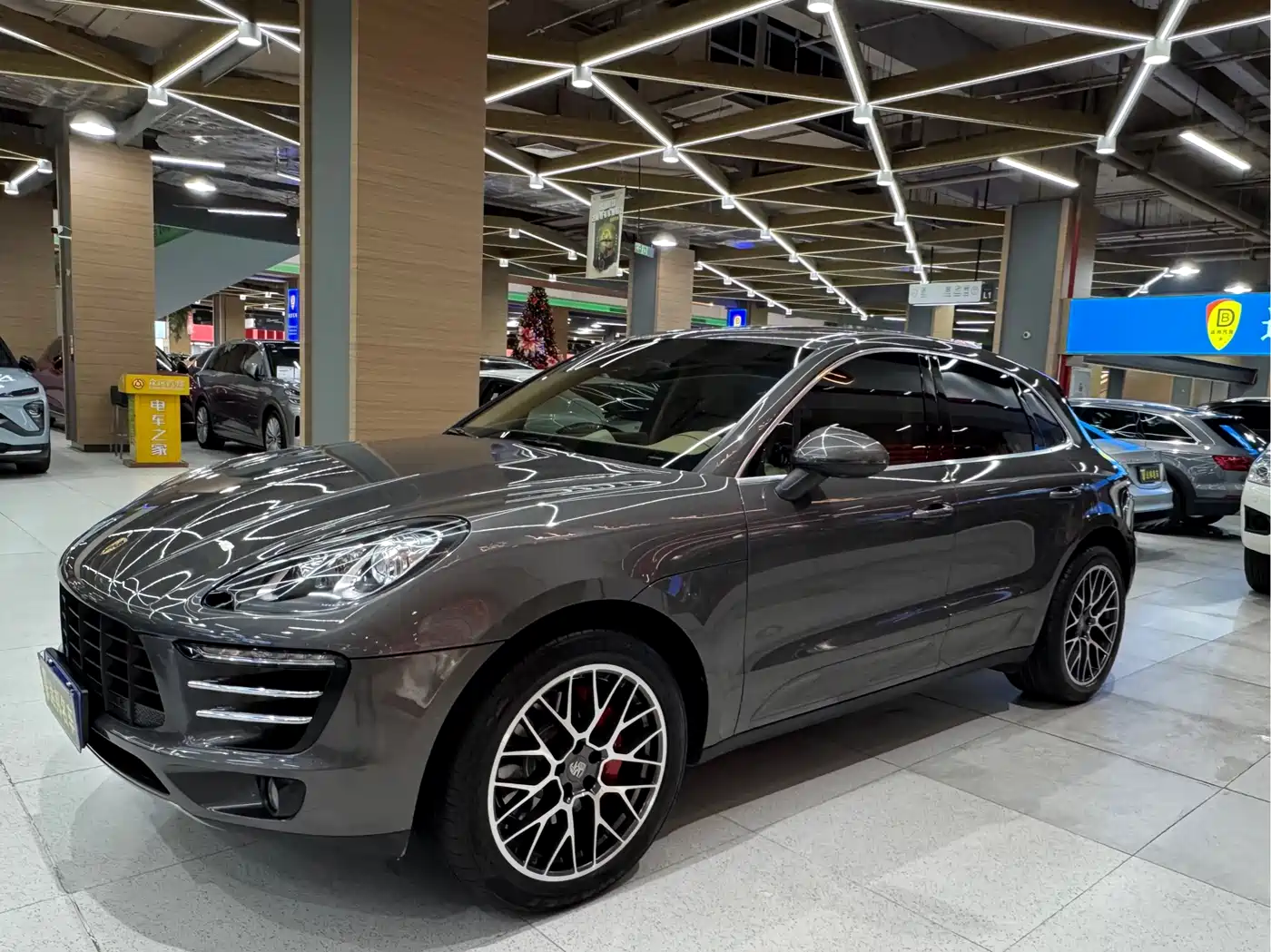 Porsche Macan 2014 Macan S 3.0T фото 3