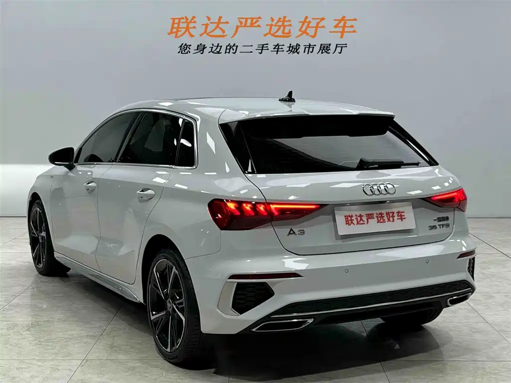 Audi A3 2023 Facelift Sportback 35 TFSI Fashion Sport фото 25