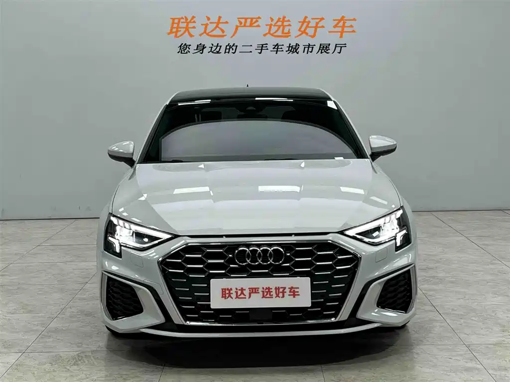 Audi A3 2023 Facelift Sportback 35 TFSI Fashion Sport фото 23