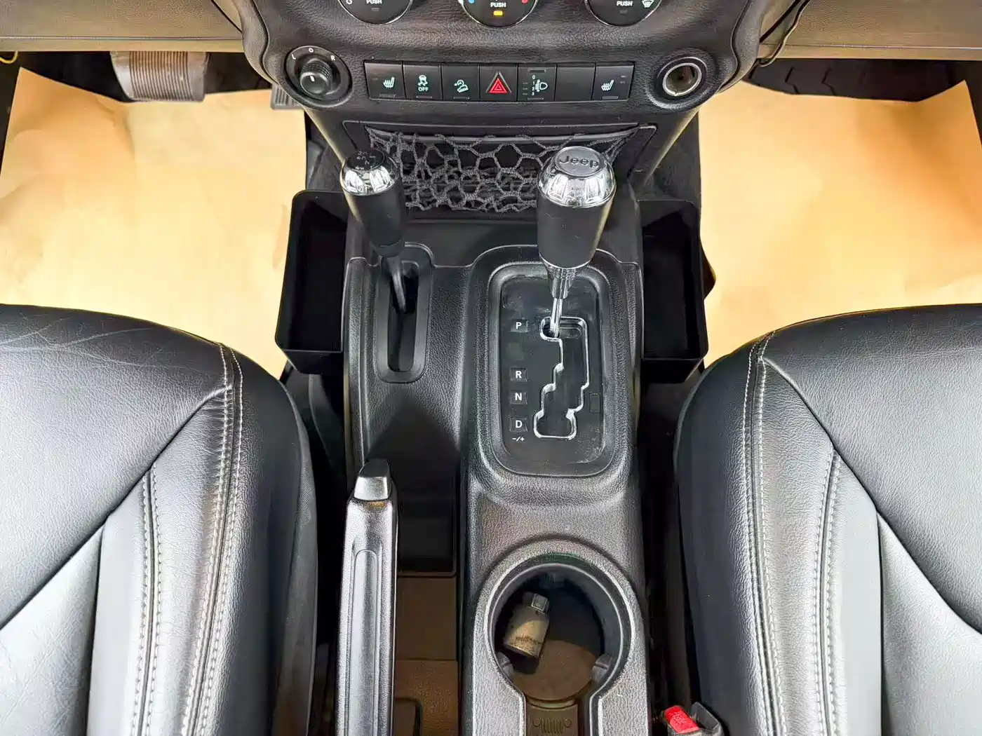 Фото 16 - Jeep Wrangler