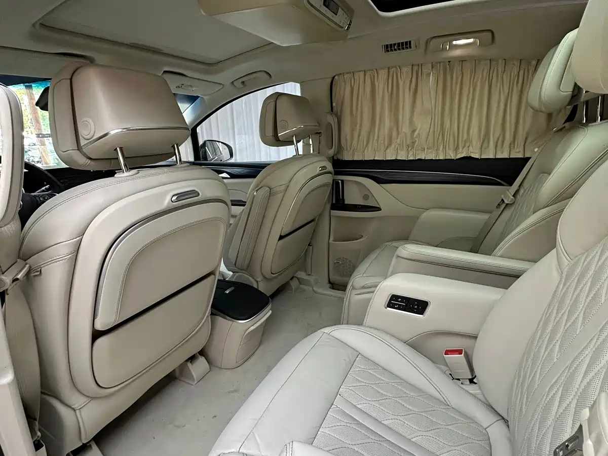 Photo 6 - Buick GL8