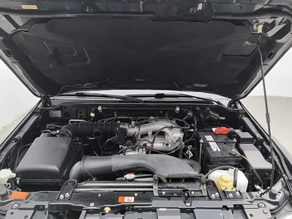 Mitsubishi Pajero (Import) 2015 2015 3.0L Automatic Elite Premium Edition China IV