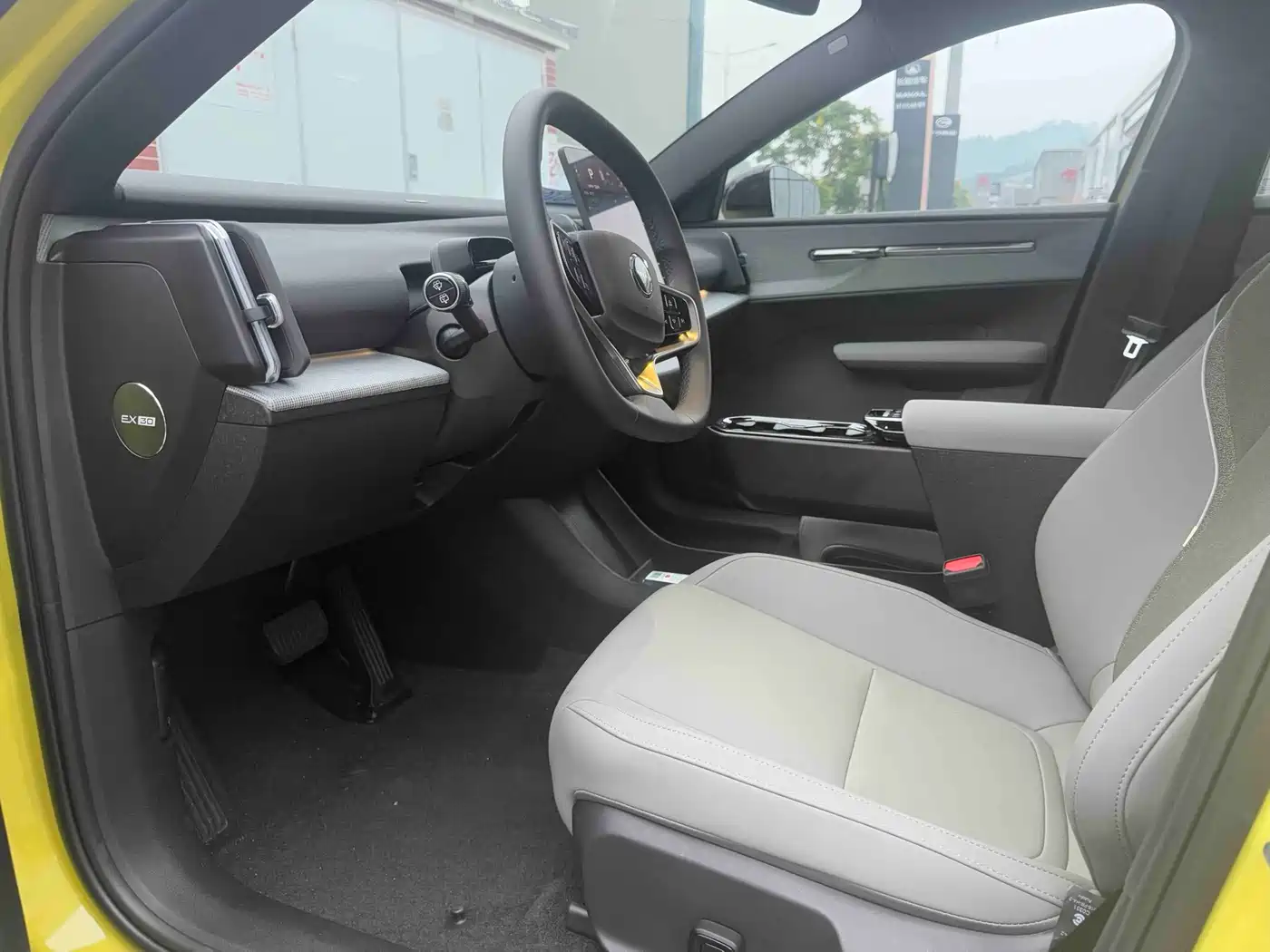 Volvo EX30 2026 2025 RWD Long Range Plus