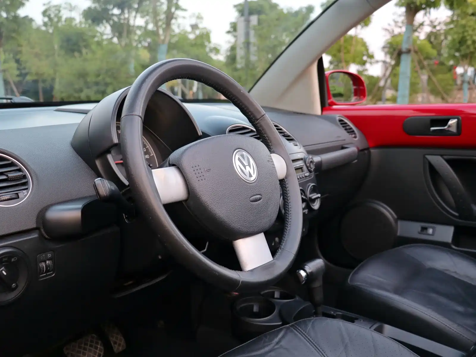 Photo 16 - Volkswagen Beetle