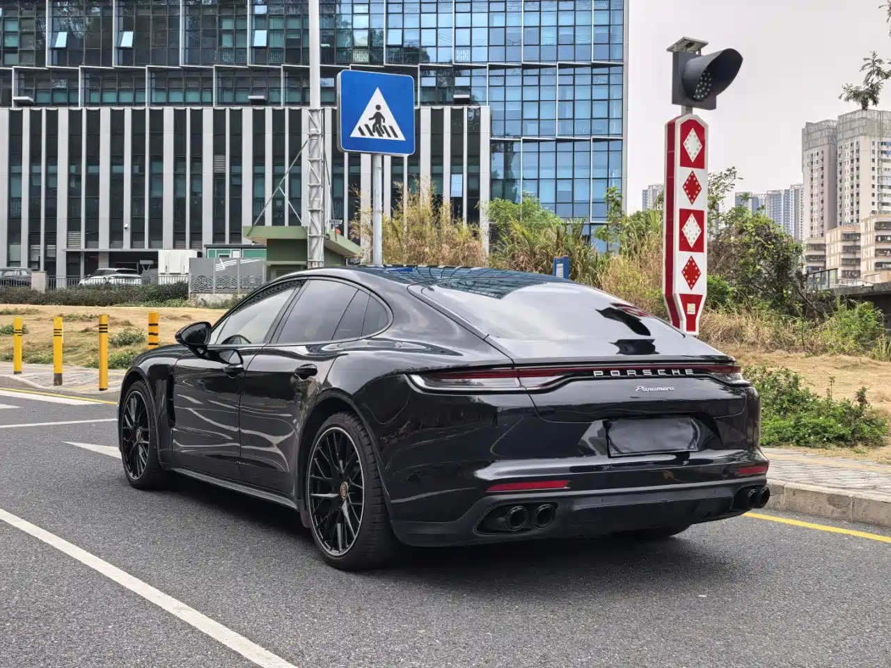 Porsche Panamera 2021 Model Panamera 2.9T фото 13