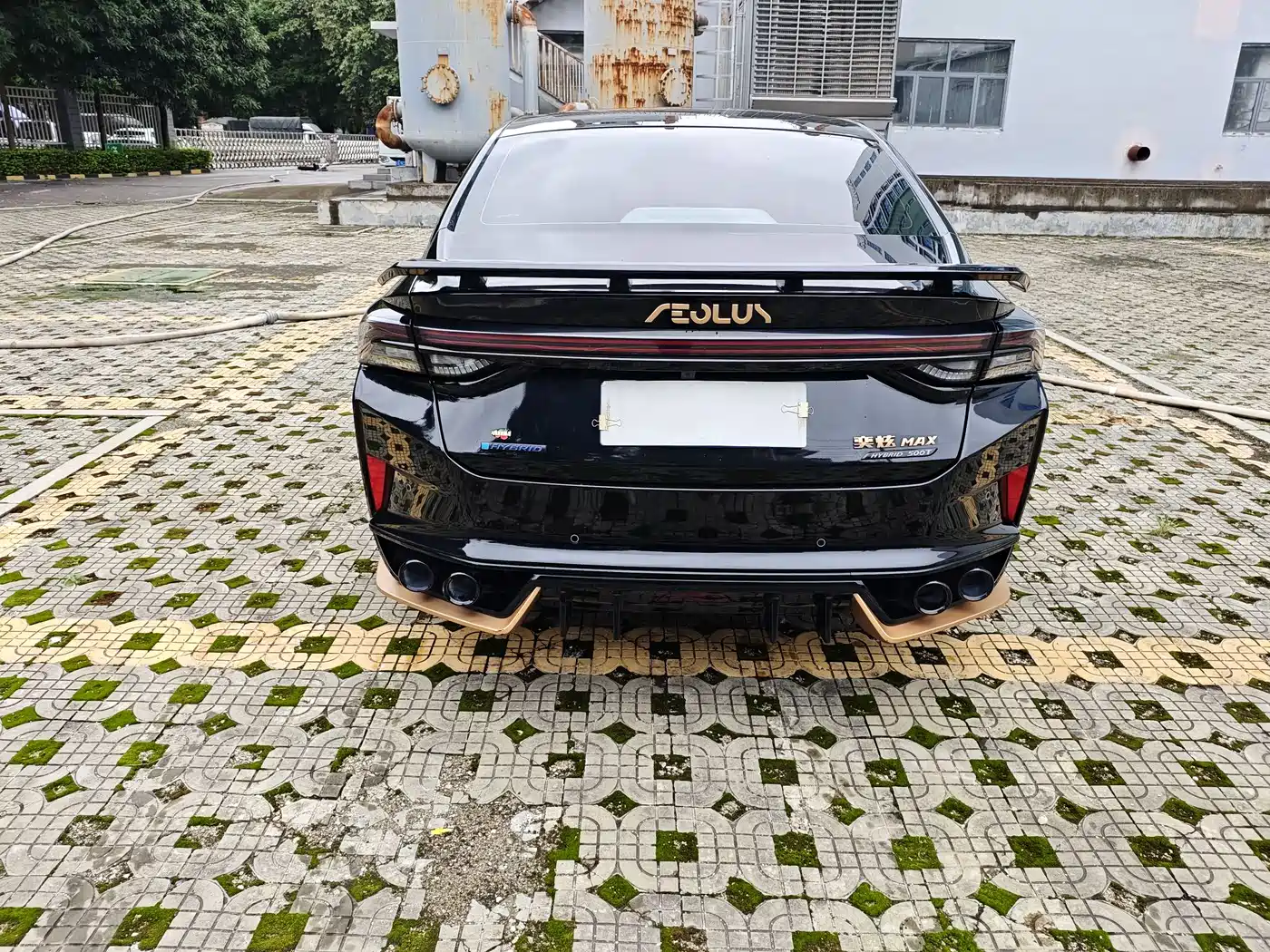 DONGFENG YI HYUN MAX