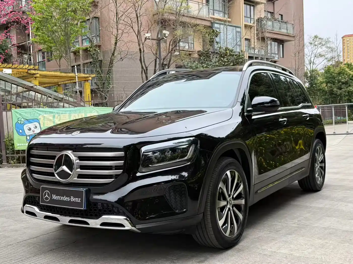 Mercedes-Benz GLB 2025 Model GLB 220 Fashion Style фото 39