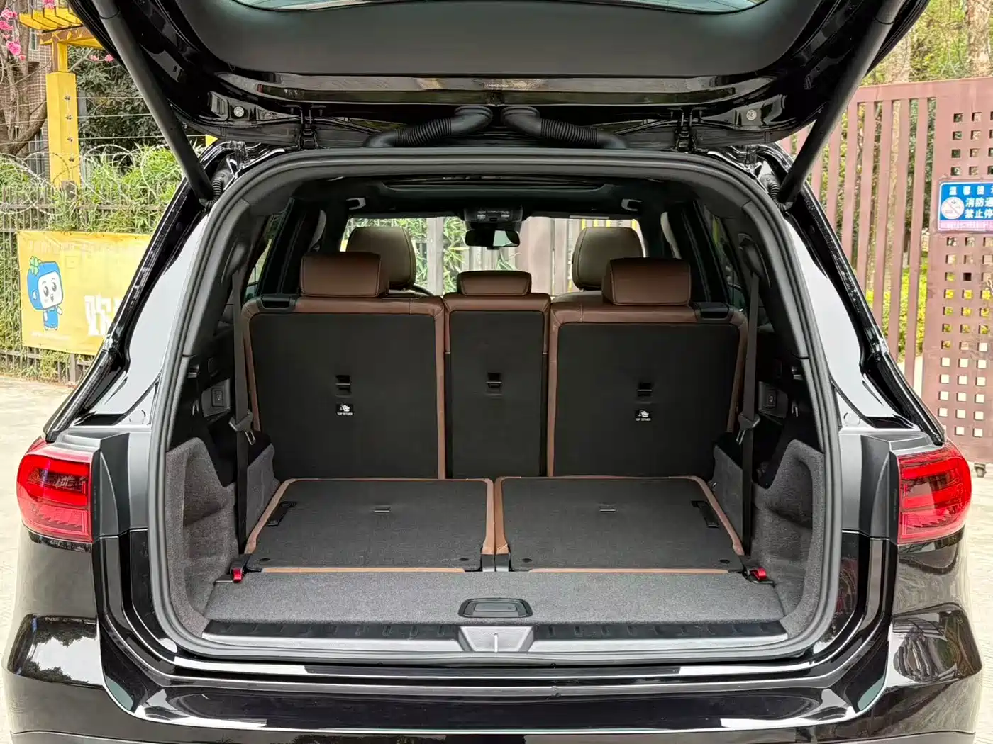 Mercedes-Benz GLB 2025 Model GLB 220 Fashion Style фото 15