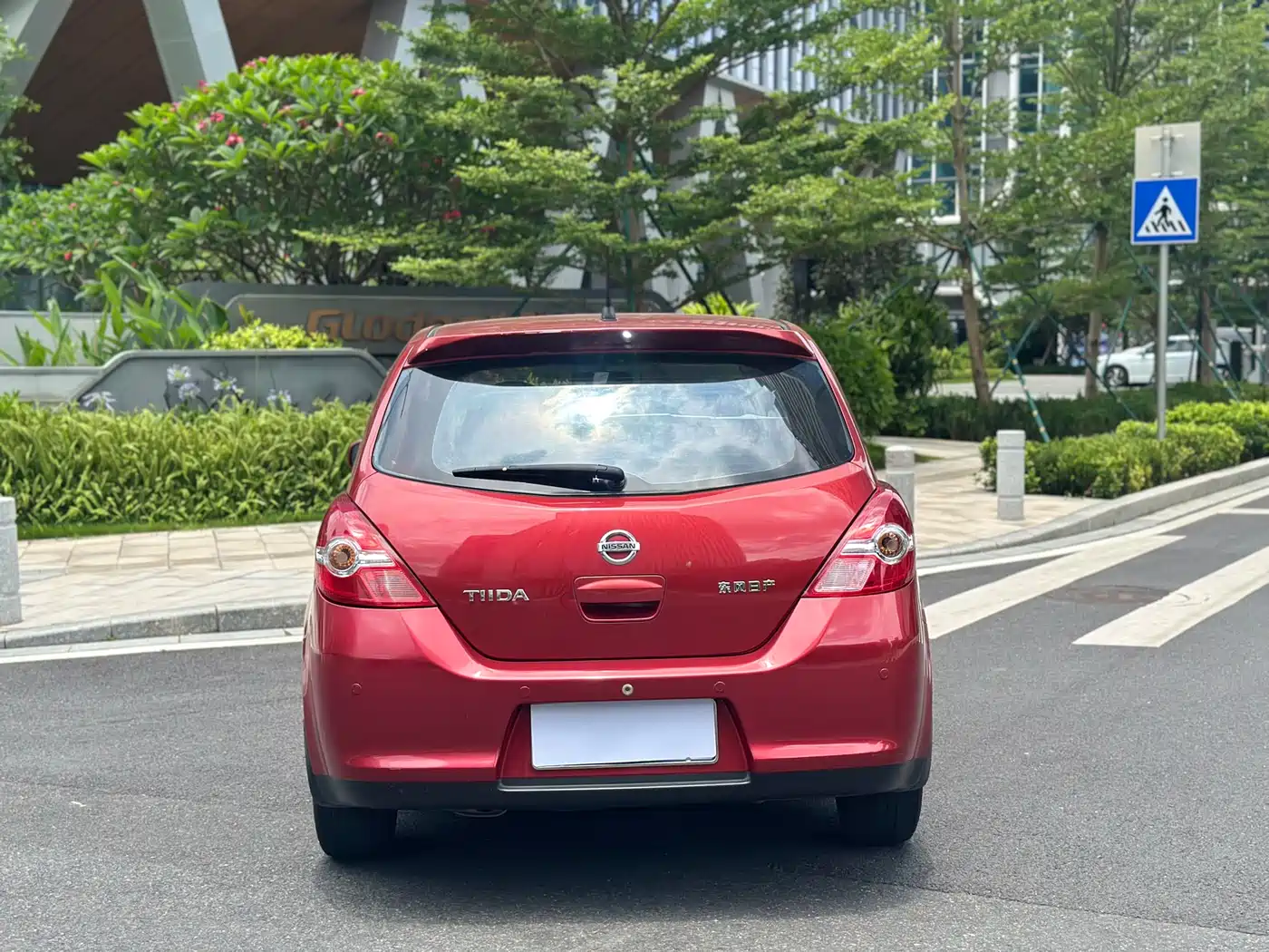 Nissan Tiida 2010 2008 1.6L Automatic Luxury