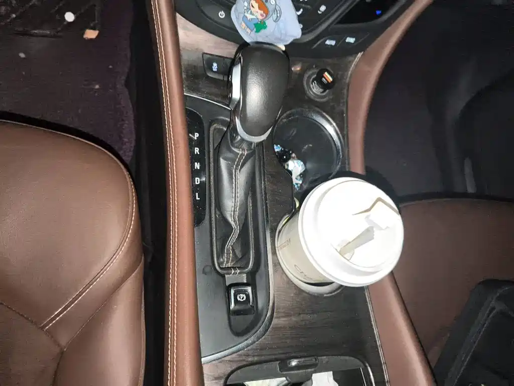 Фото 10 - Buick Envision Plus
