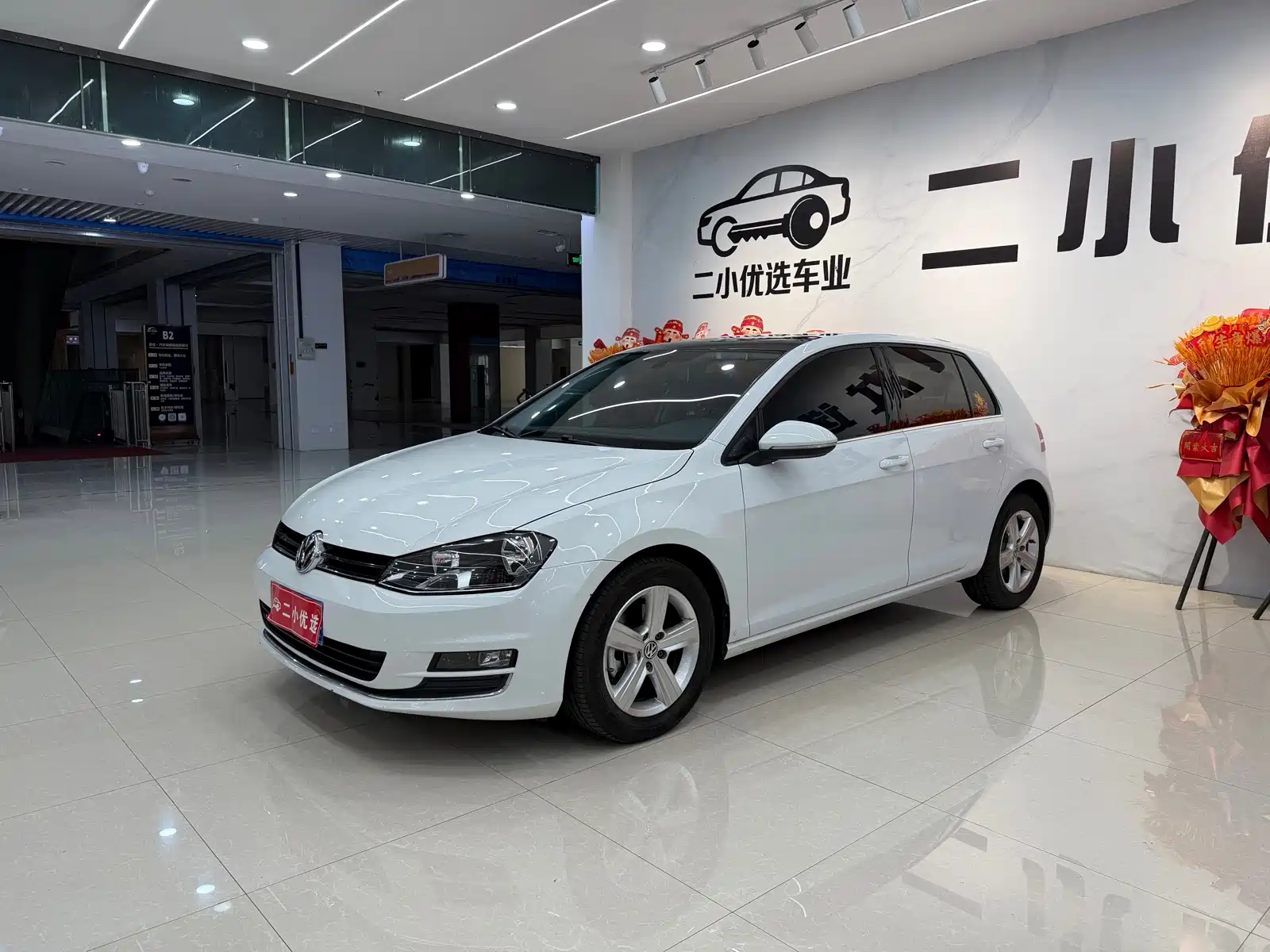 Фото 1 - Volkswagen Golf