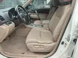 Photo 5 - Toyota Highlander