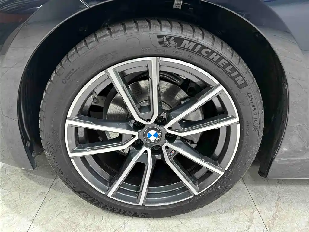 BMW 3 Series 2023 320Li M Sport Package фото 19