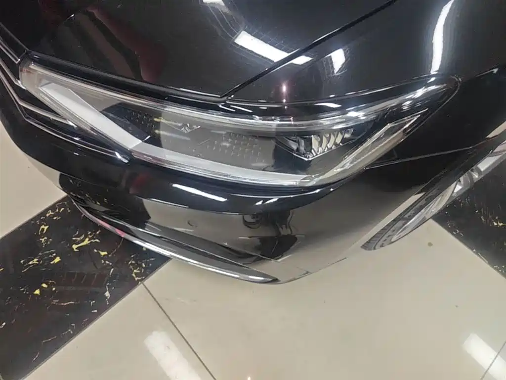 Volkswagen Magotan 2023 Model 2 Million Commemorative Edition 330TSI DSG Luxury фото 24