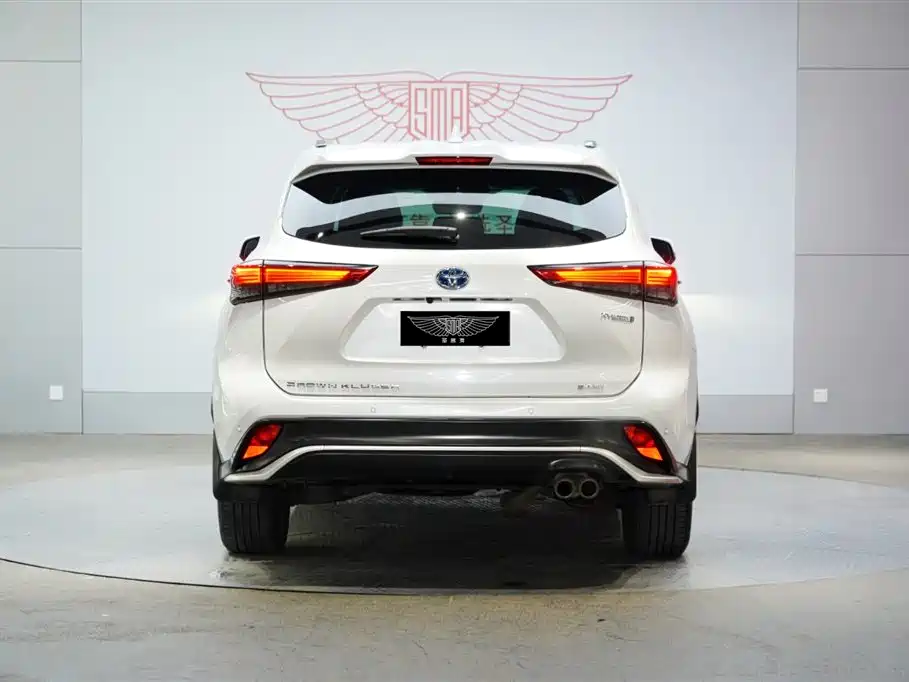Toyota Crown Kluger 2022 2.5L HEV 4WD Premium Edition фото 6