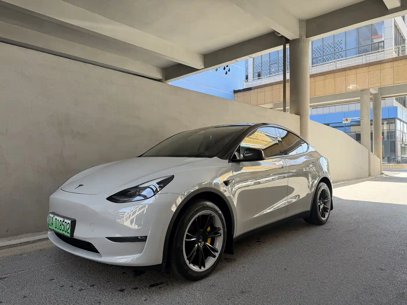 Tesla Model Y 2024 Long Range AWD