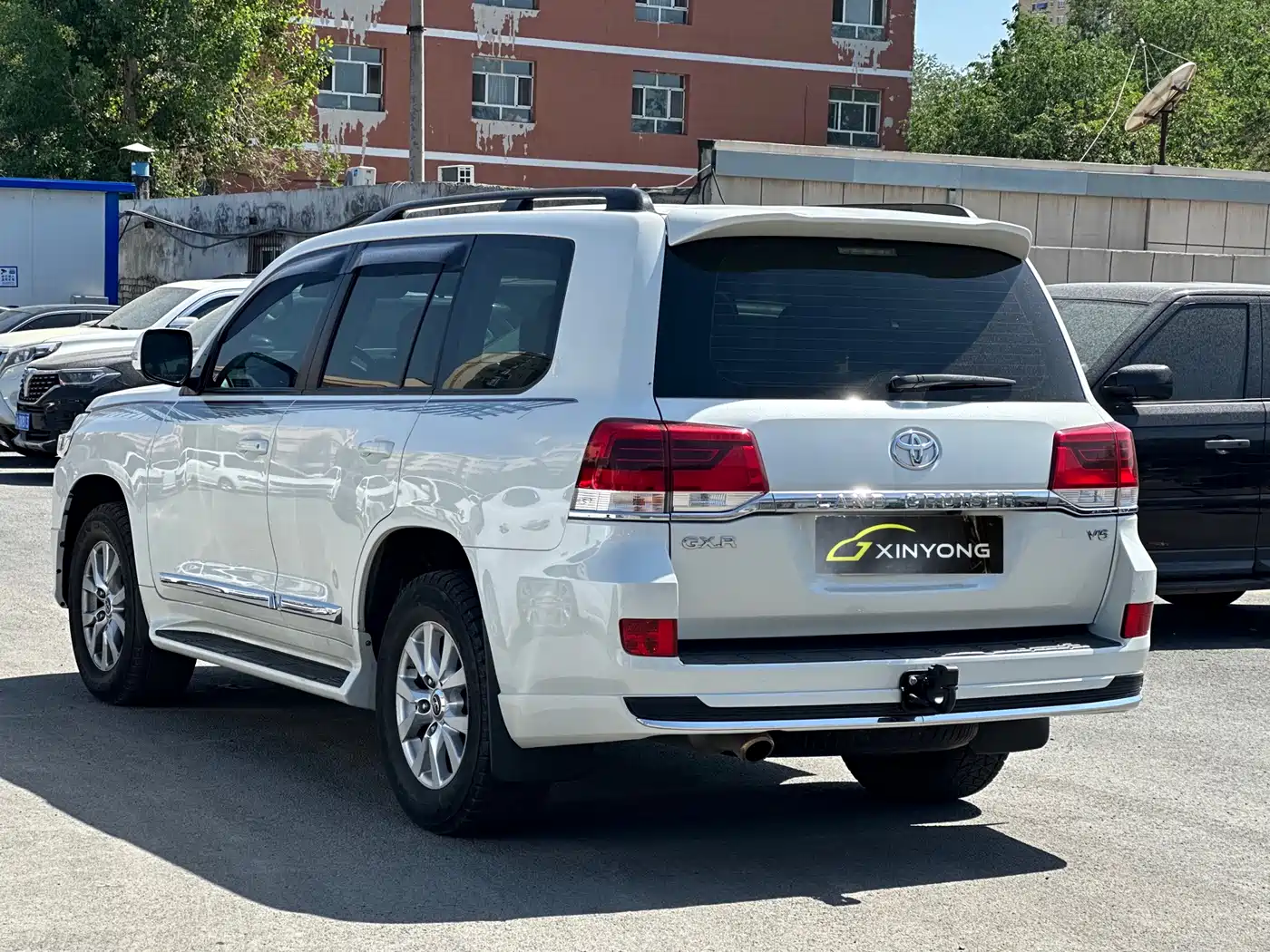Toyota Land Cruiser (Import) 2019