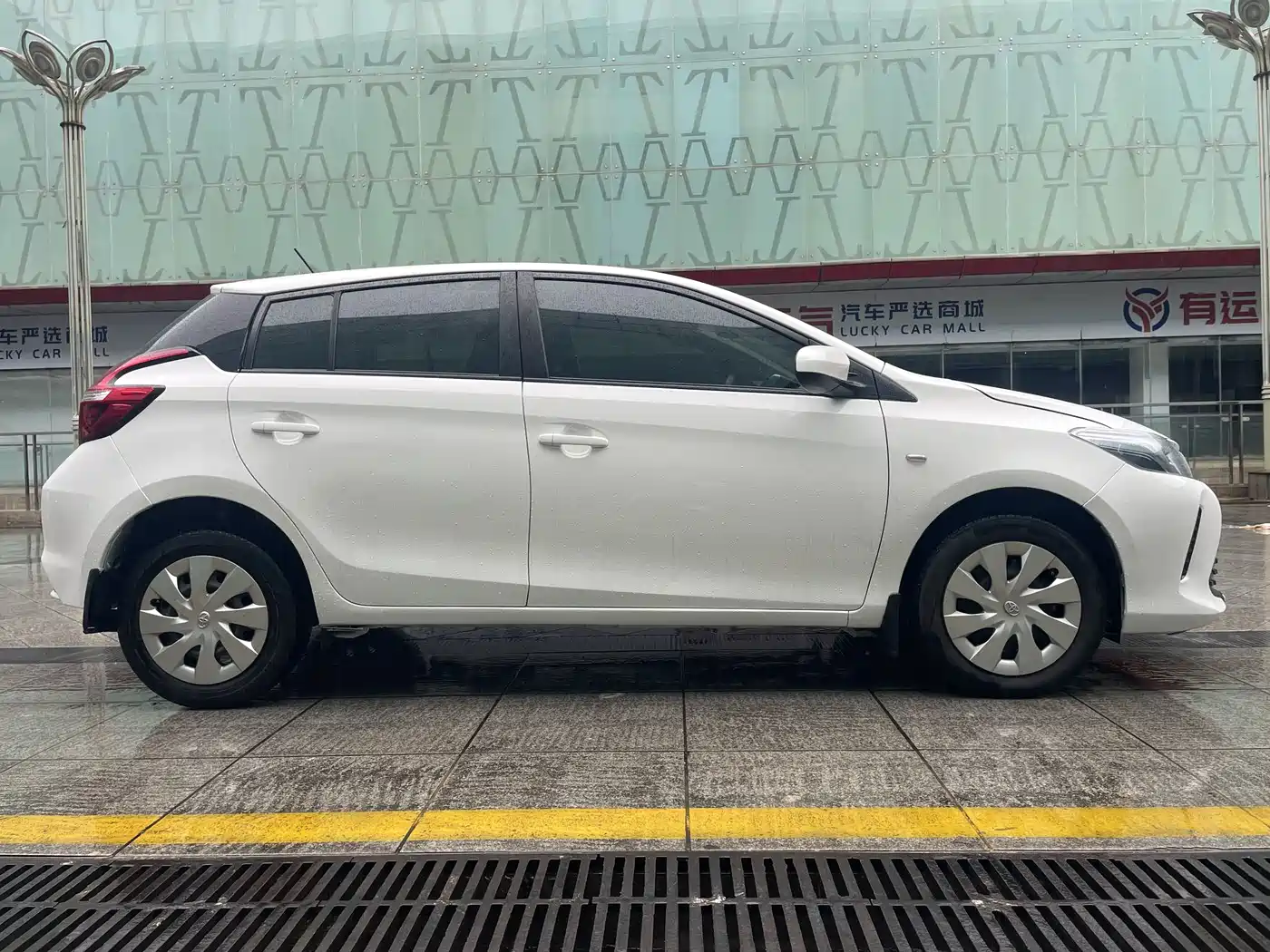 Toyota Vios FS 2019 1.5L CVT Fengchi Edition фото 4