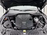 Photo 3 - Audi A8