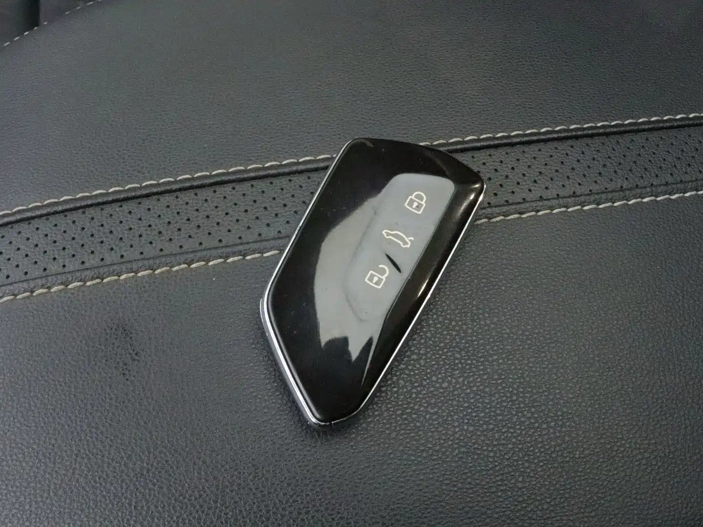 Photo 17 - Volkswagen Talagon