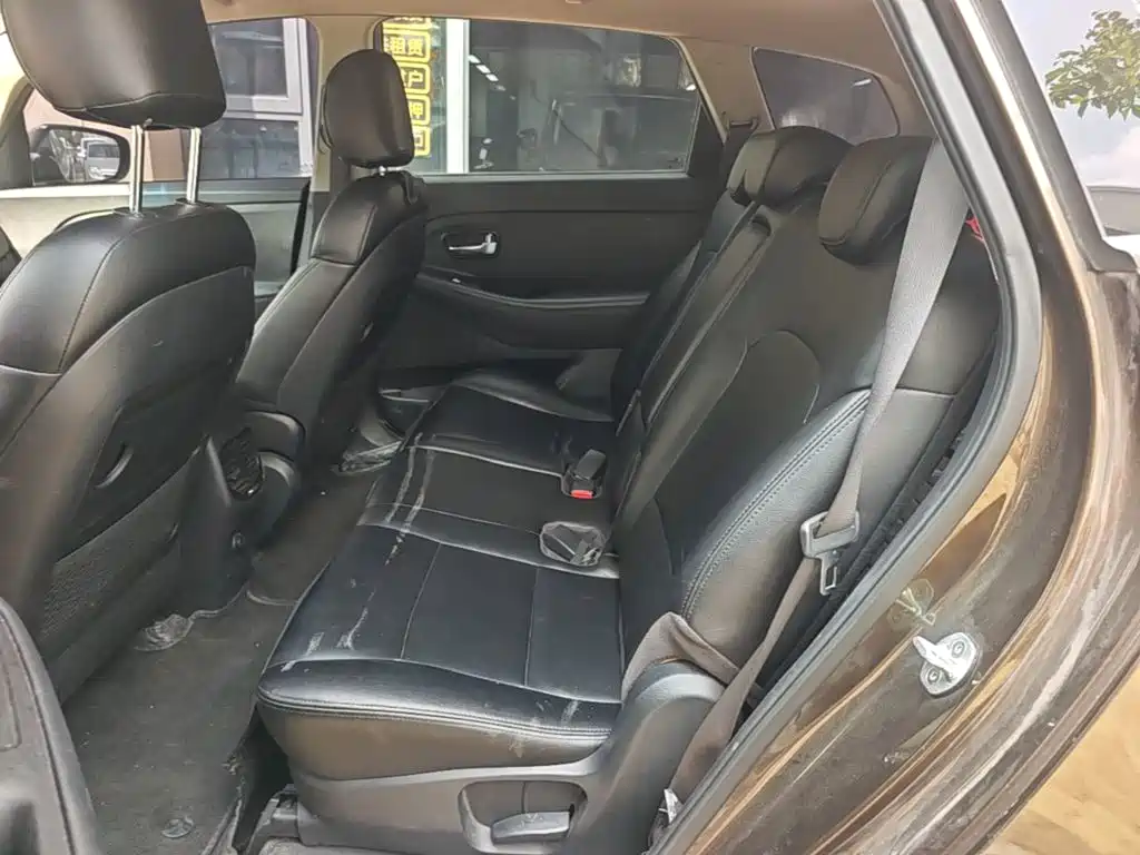 Kia Carens 2016 2013 2.0L 7-Seat Auto Standard China IV