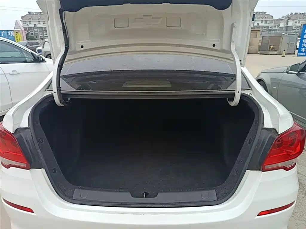 Chevrolet Cavalier 2017 2016 1.5L Automatic Enjoyment Edition